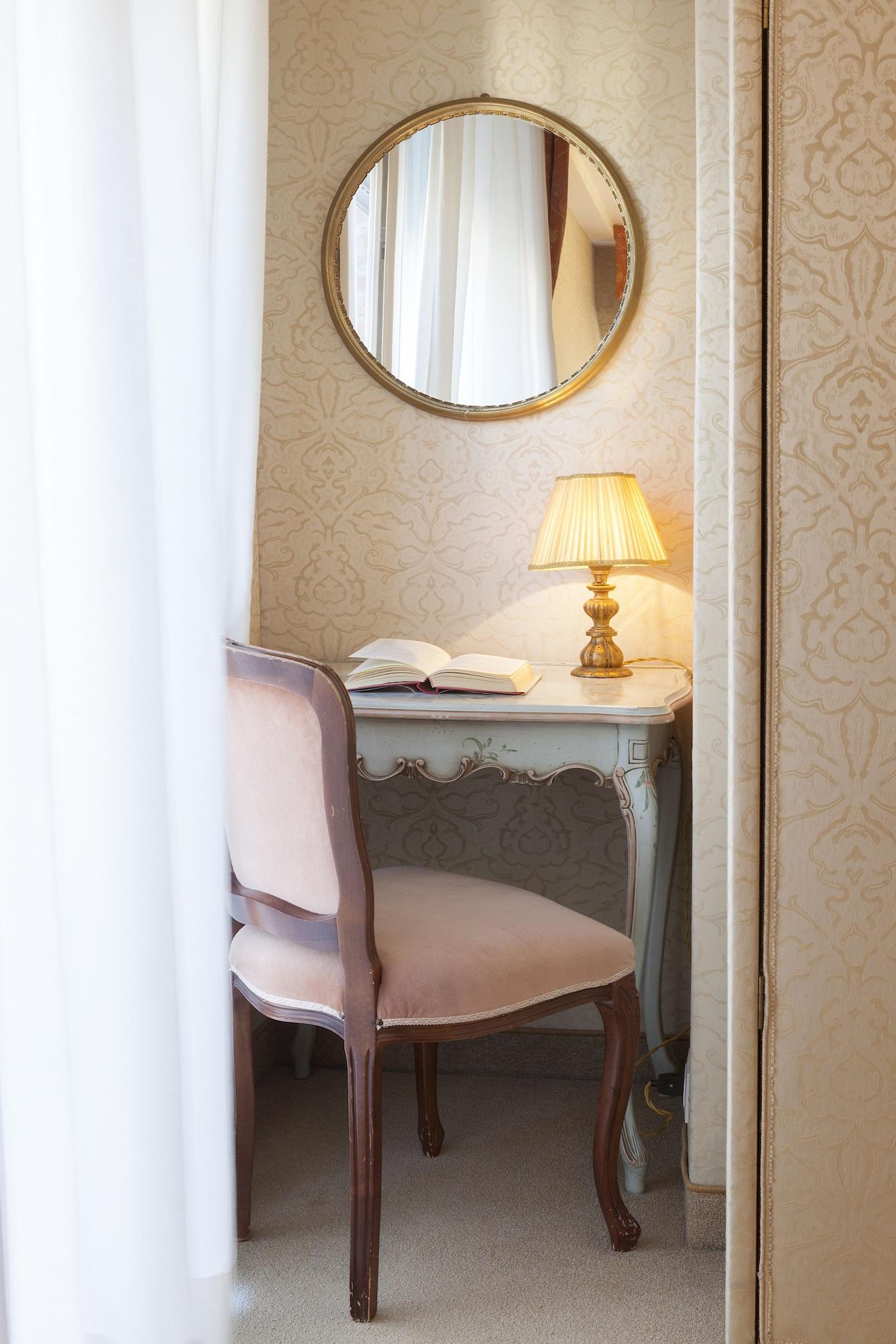 Rigel Hotel 3*